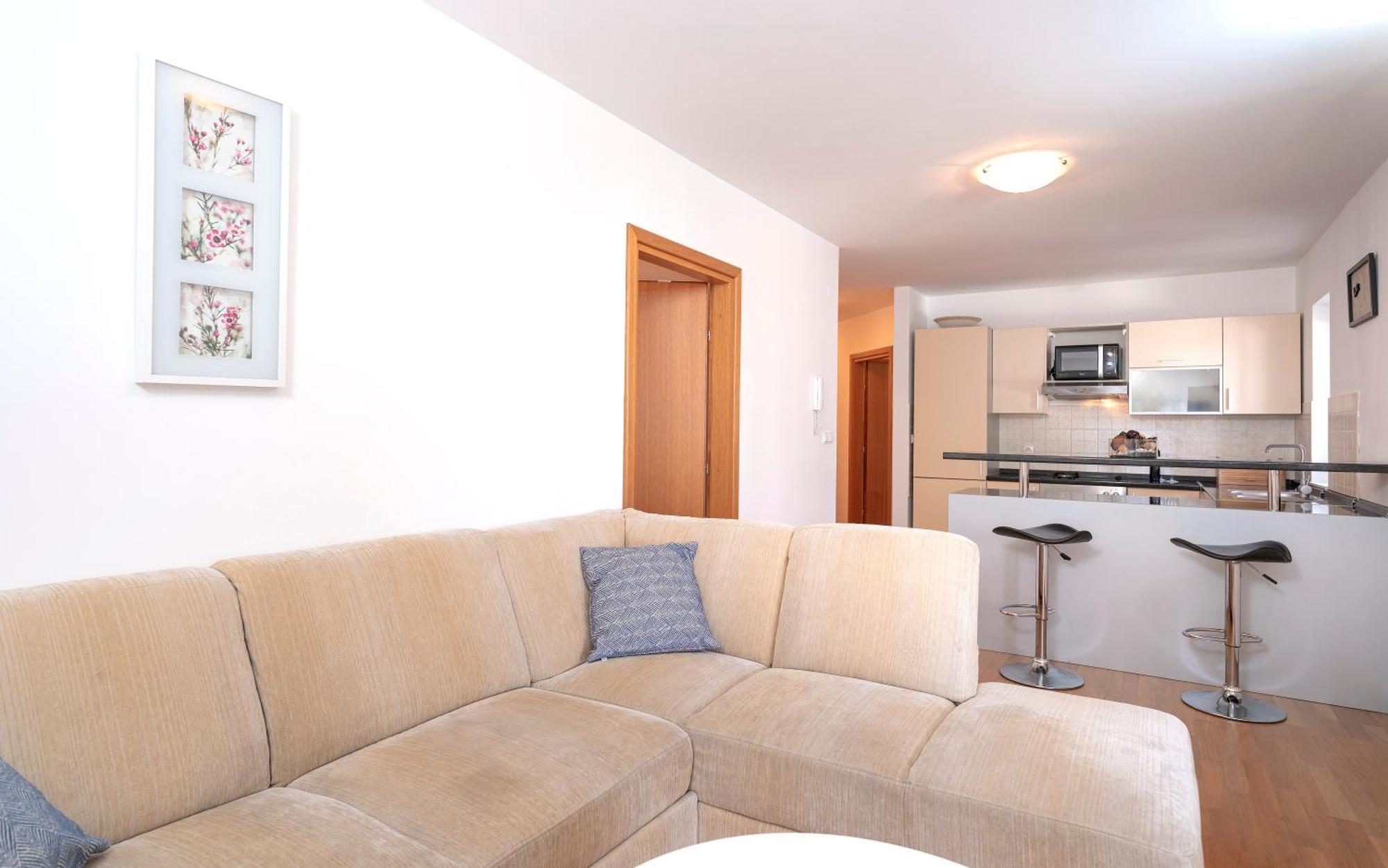 Villa Dalmatia Apartments Bol Exterior photo